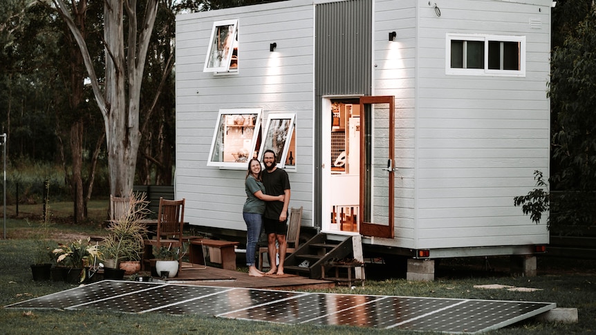 Tiny houses and alternative homes are gaining councils' approval as they  wrestle with the housing crisis - ABC News